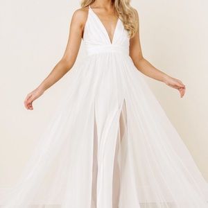 Matters Of The Heart white maxi dress!!
